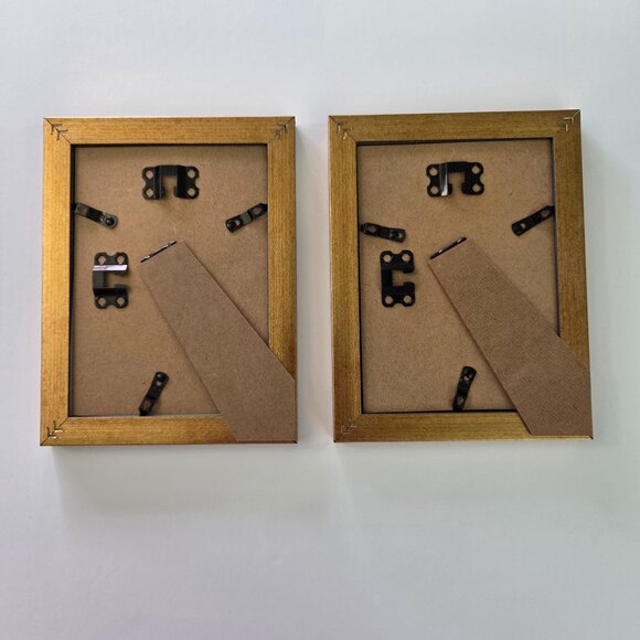 NWOT - Set of 2 Gold Picture Frames, Horizontal or Vertical - Picture 3 of 3